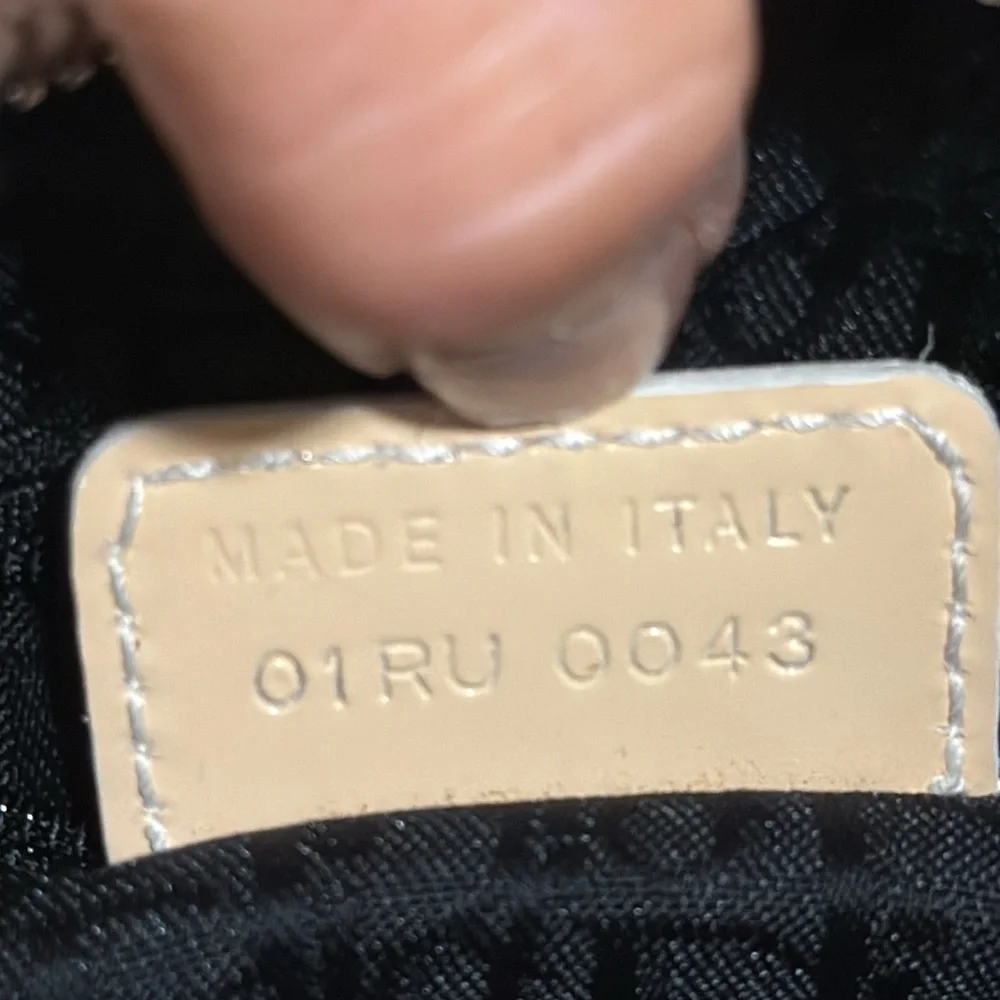Authentic Christian Dior Lady Beige Hand Bag - Picture 8 of 9